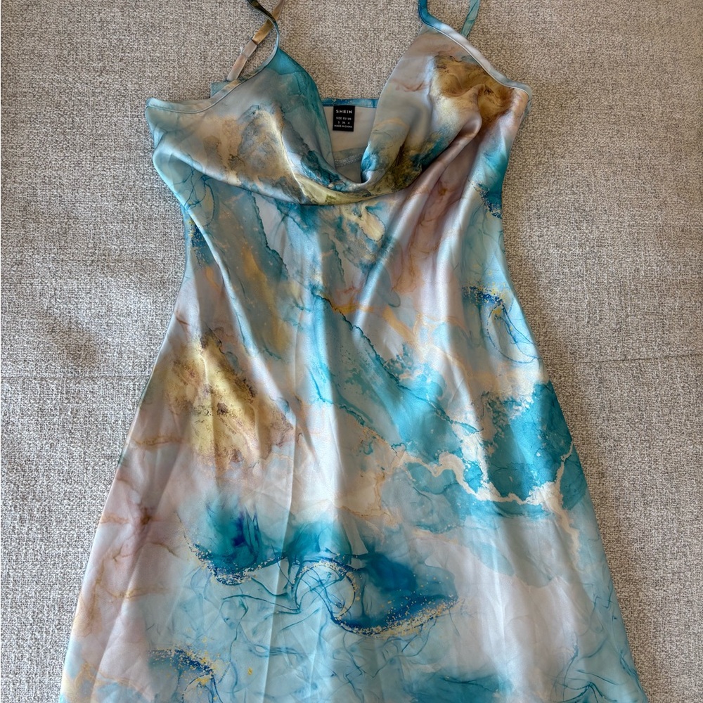 SHEIN Artistic Blue and Gold Midi Dress